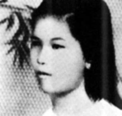 Lê Thị Hồng Gấm