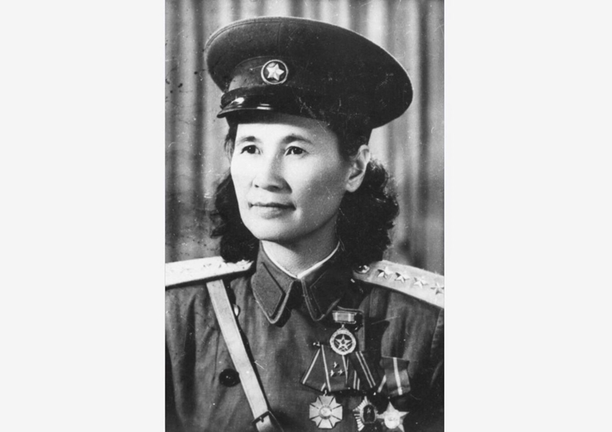 Anh hùng Hồ Thị Bi
