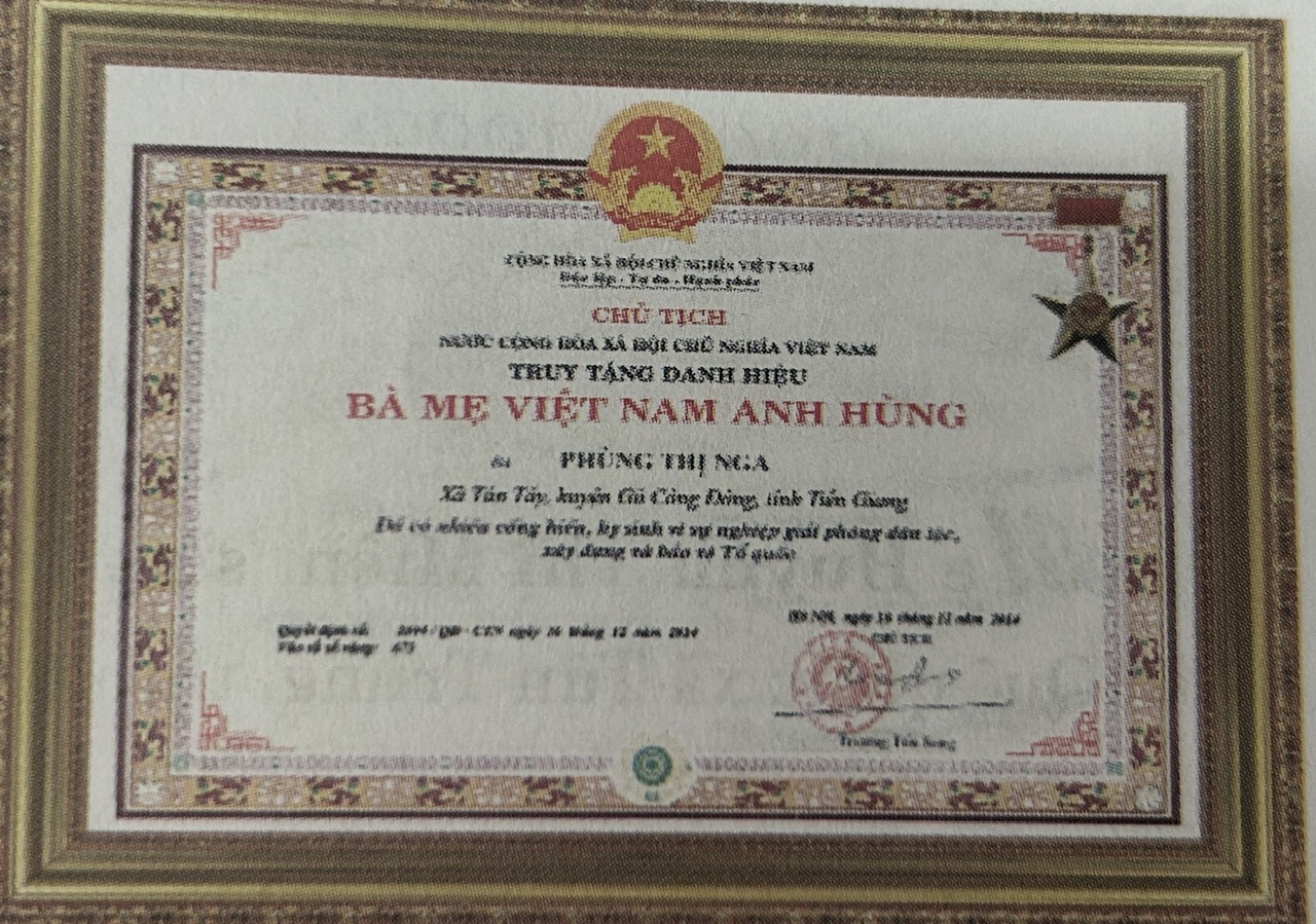 MẸ PHÙNG THỊ NGA