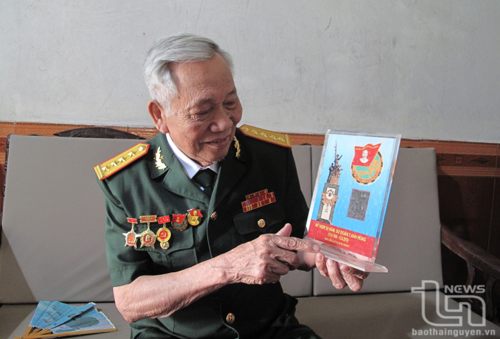 Ông Đàm Quang Bẩy
