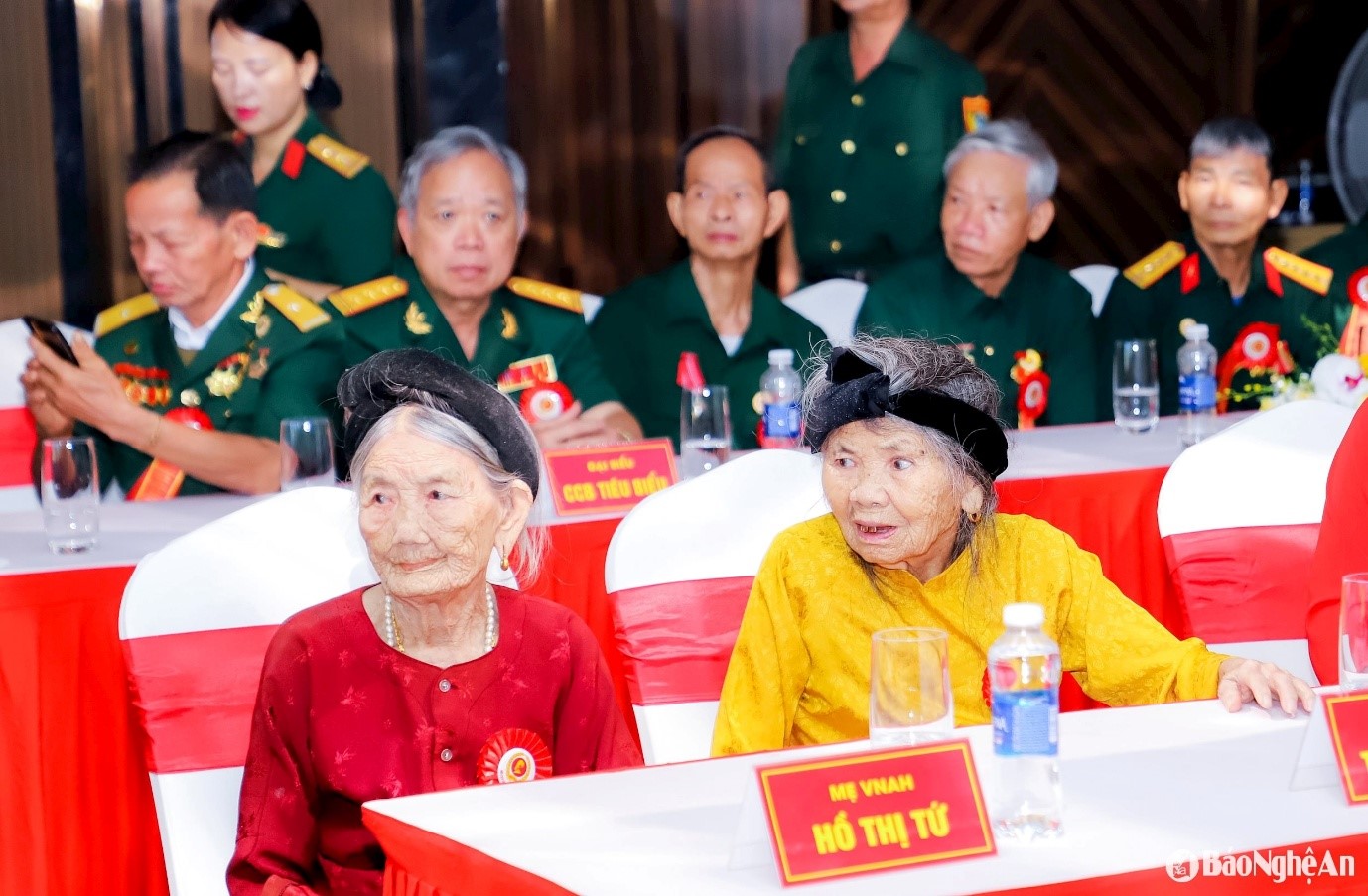 Hồ Thị Tứ