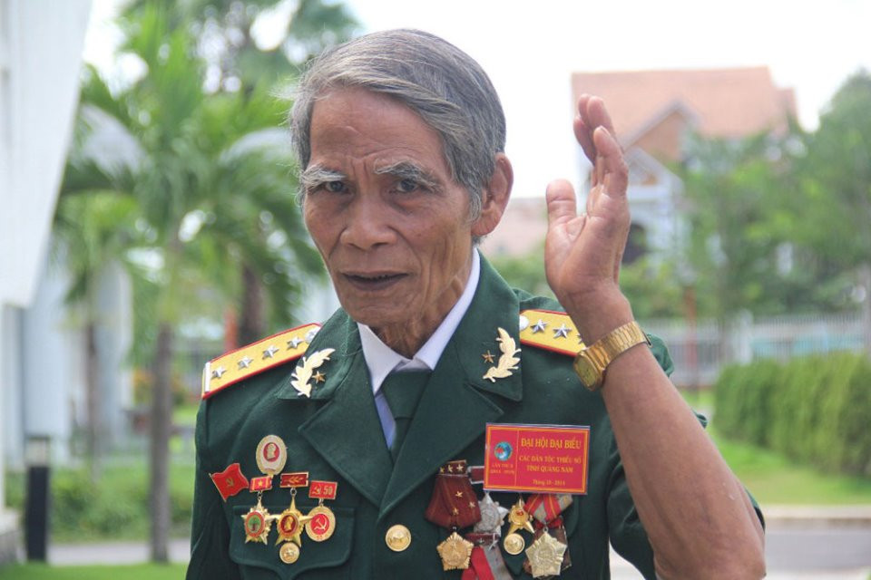 Cơlâu Nâm