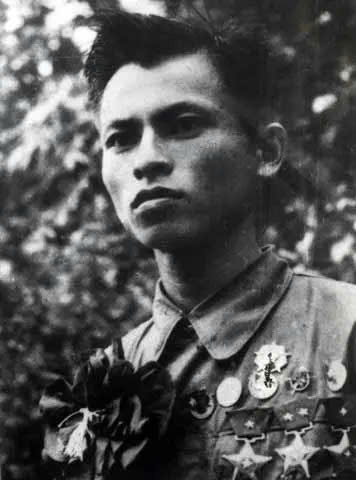 Phùng Văn Khầu