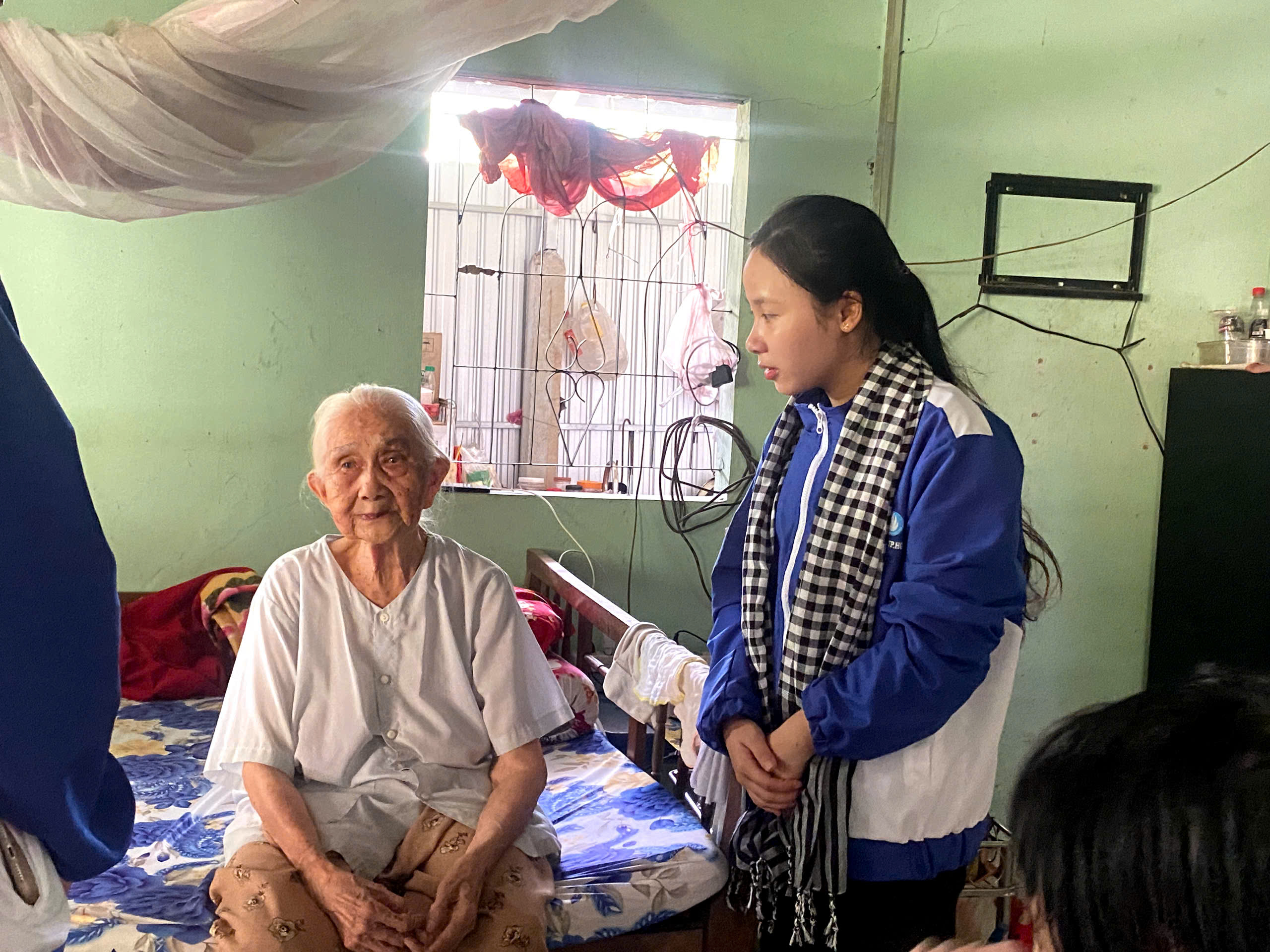 Phạm Thị Cẩm
