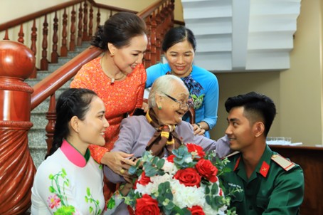 Nguyễn Thị Thứ