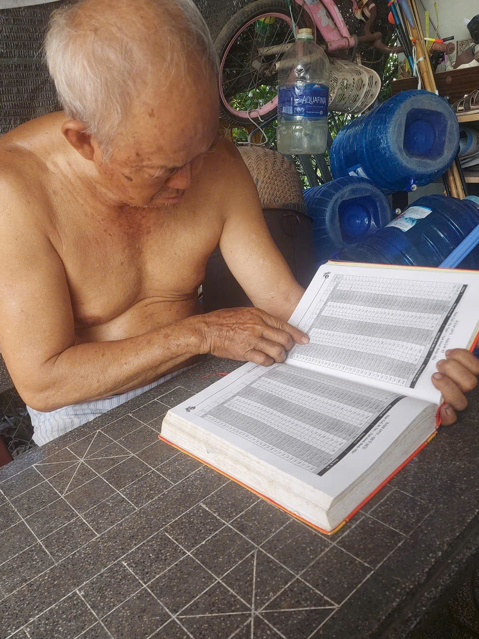 Vương Hoàng Oanh