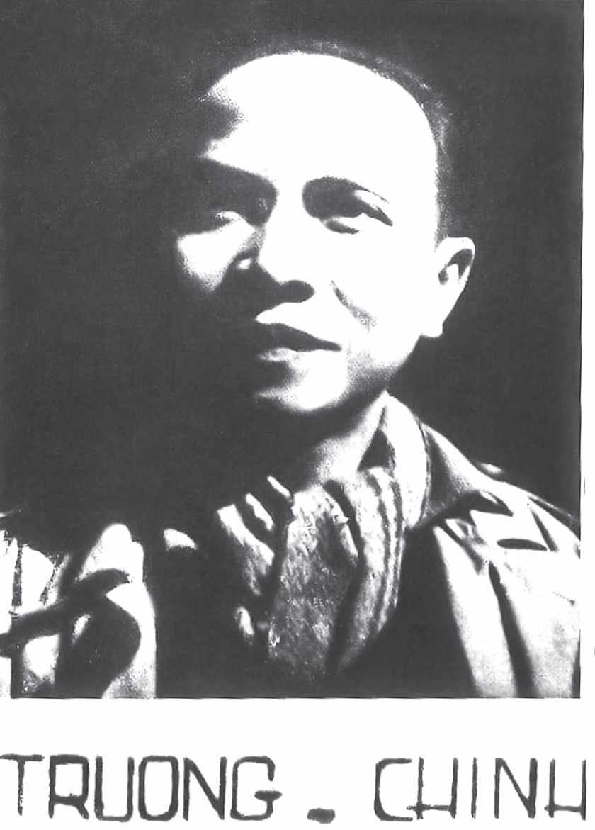 Trường Chinh tên thật là Đặng Xuân Khu, bút danh Sóng Hồng