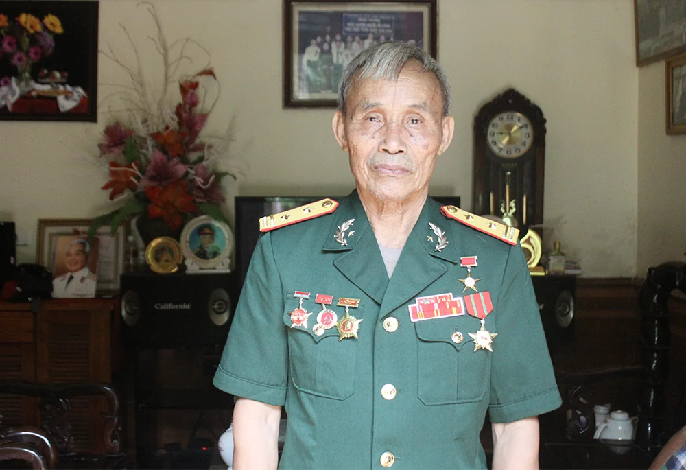 Nguyễn Hữu Quyền