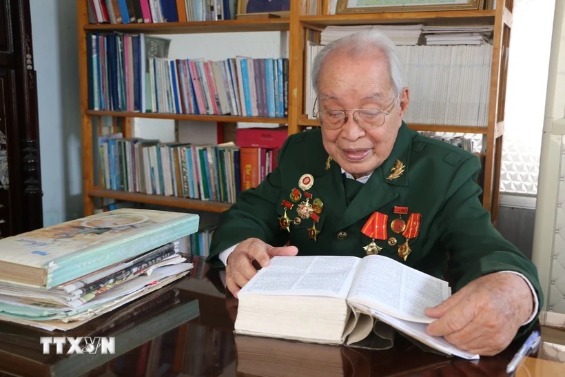 Hoàng Văn Hiển