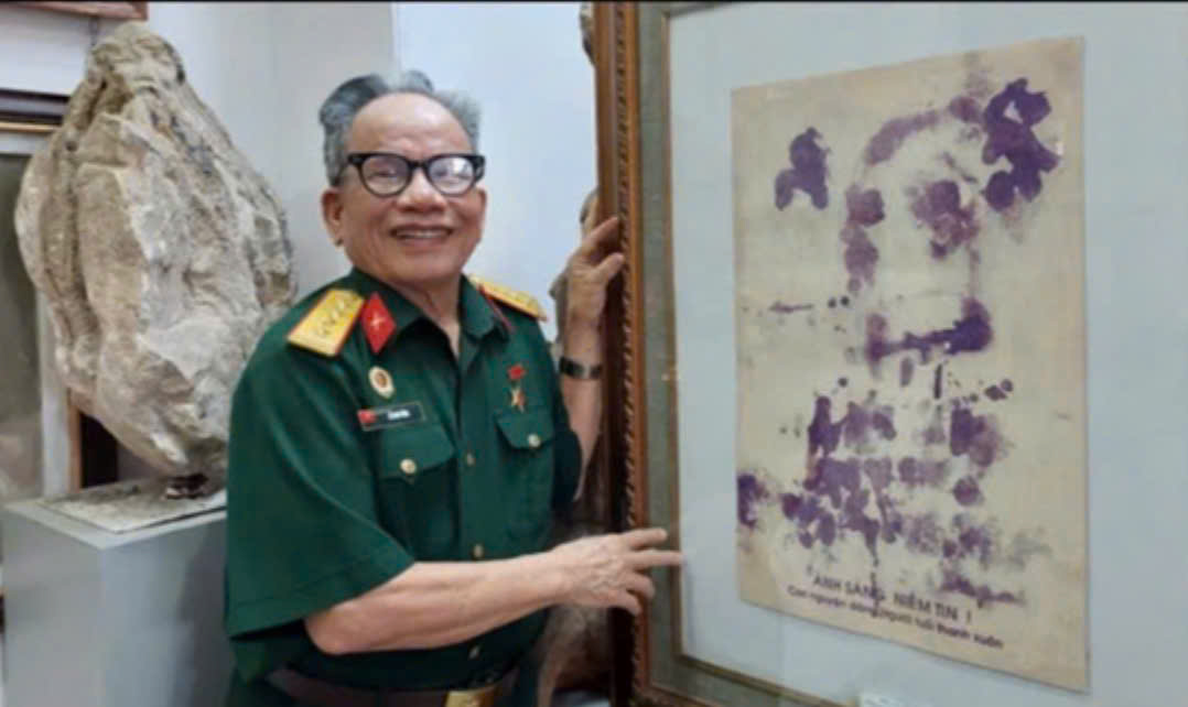 Lê Duy Ứng.