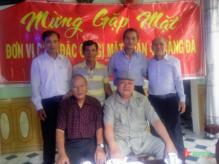 Đại tá LÊ VĂN HƯỞNG