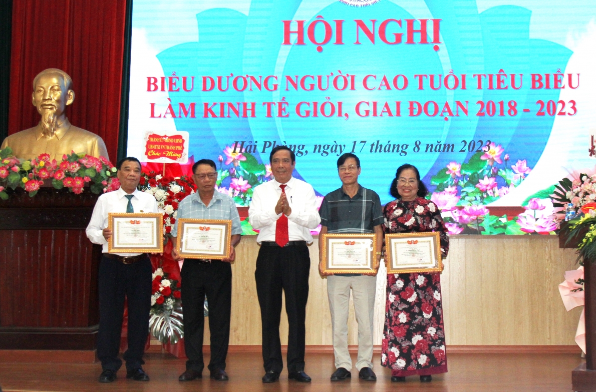Phạm Văn Trung