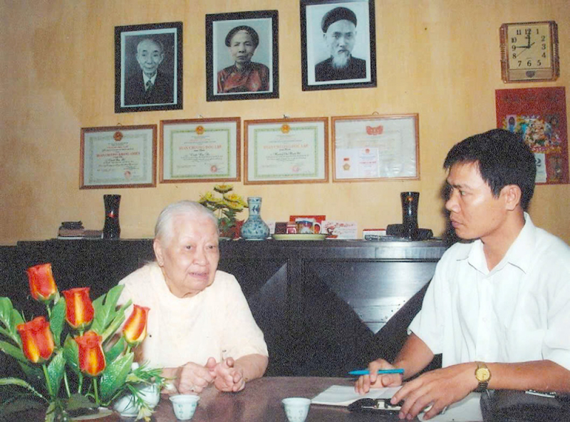 Bà Hoàng Thị Minh Hồ